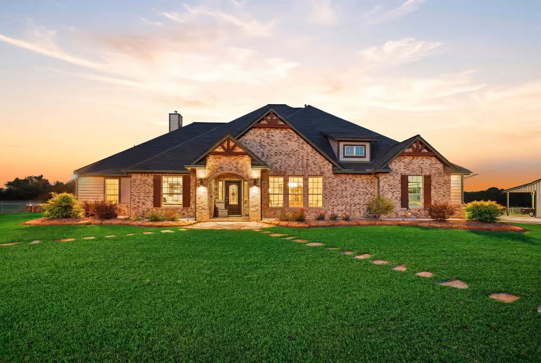 Photo 2 of 12416 Ext A CR 201, Plantersville, TX