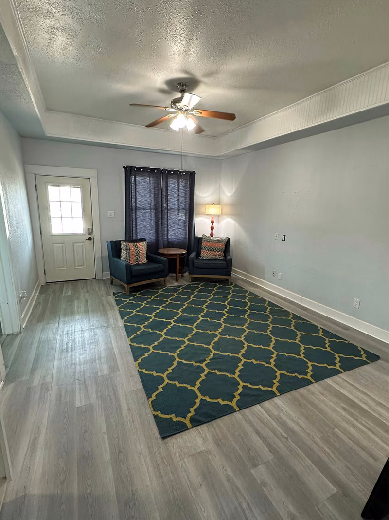Photo 4 of 1615 16th Street, Galveston, TX