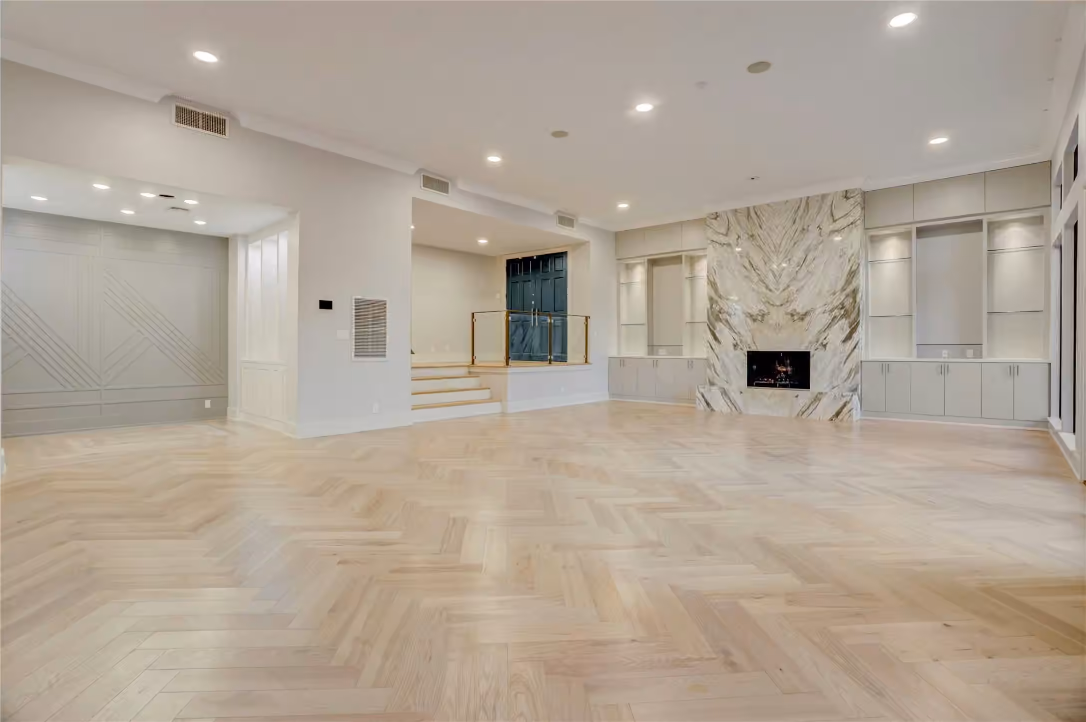 Photo 7 of 8800 Woodway Drive 8, Houston, TX