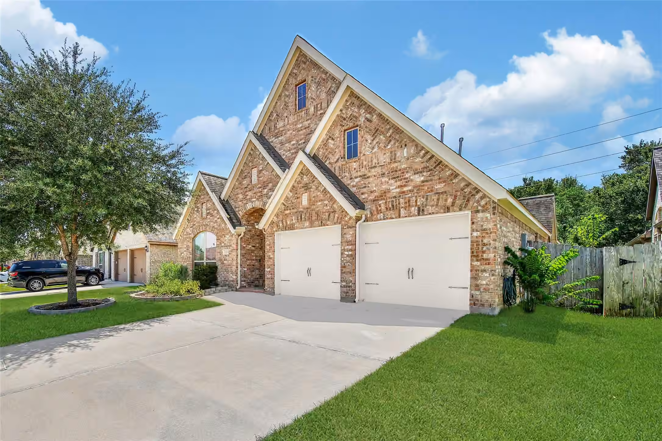 Photo 2 of 13314 Lazy River Lane, Pearland, TX