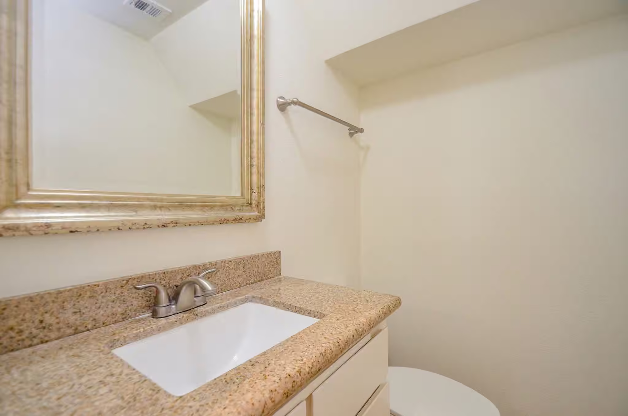 Photo 7 of 2100 Tanglewilde Street 169, Houston, TX