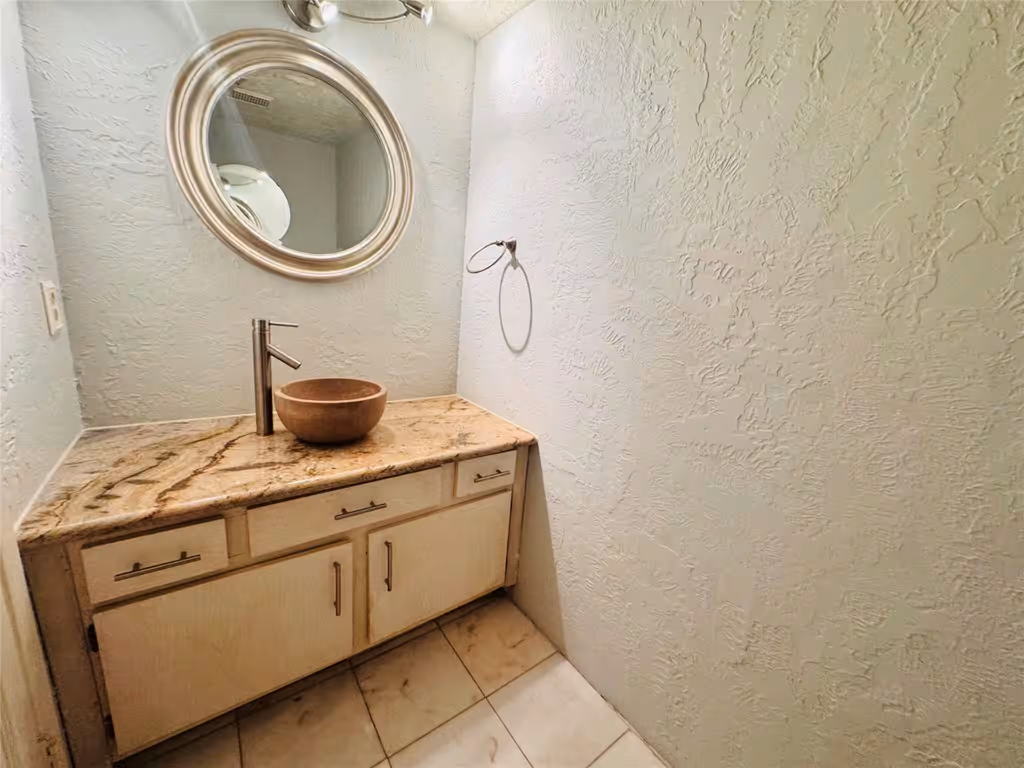 Photo 6 of 11663 Village Place Drive, Houston, TX