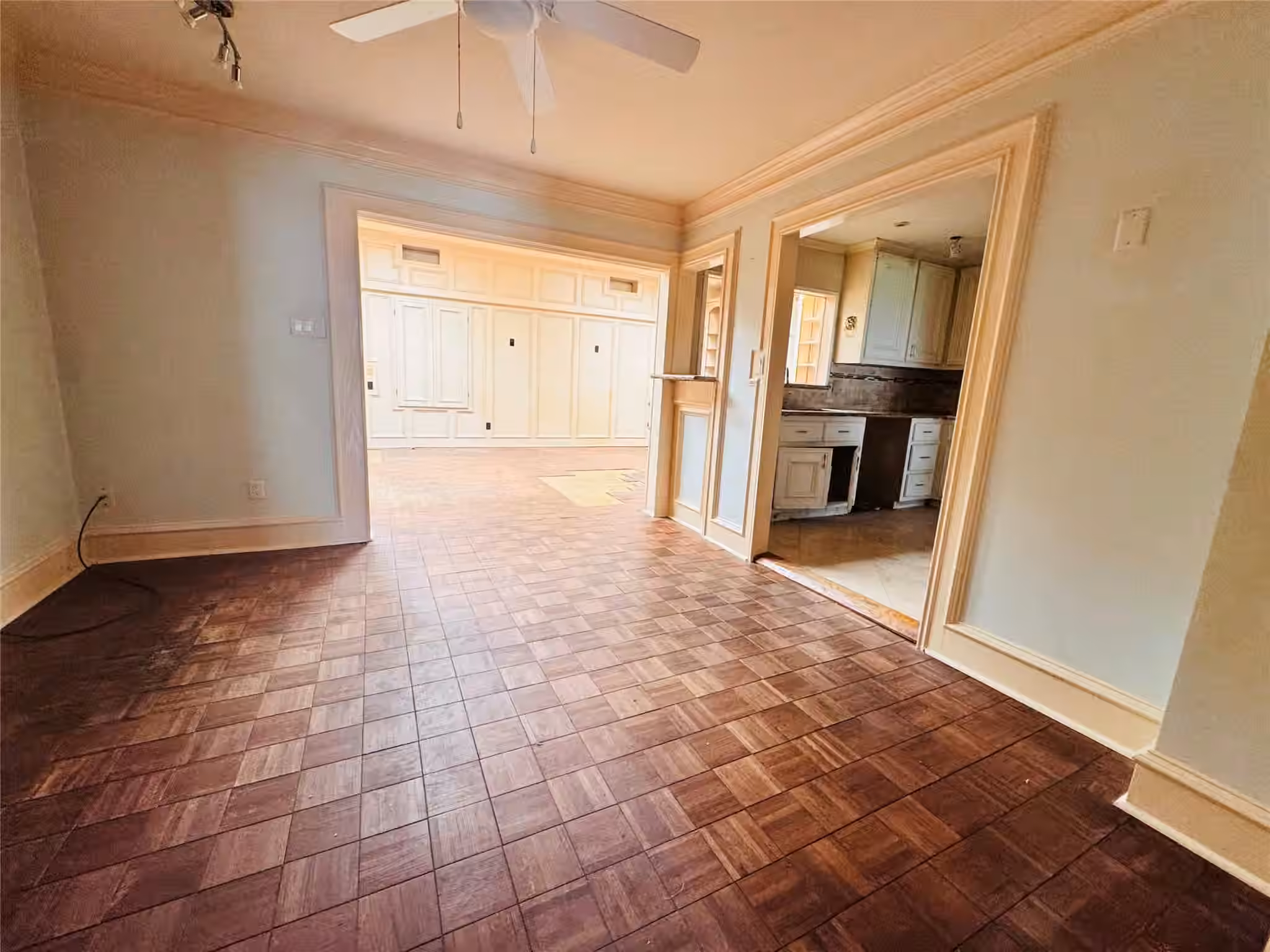 Photo 7 of 11663 Village Place Drive, Houston, TX
