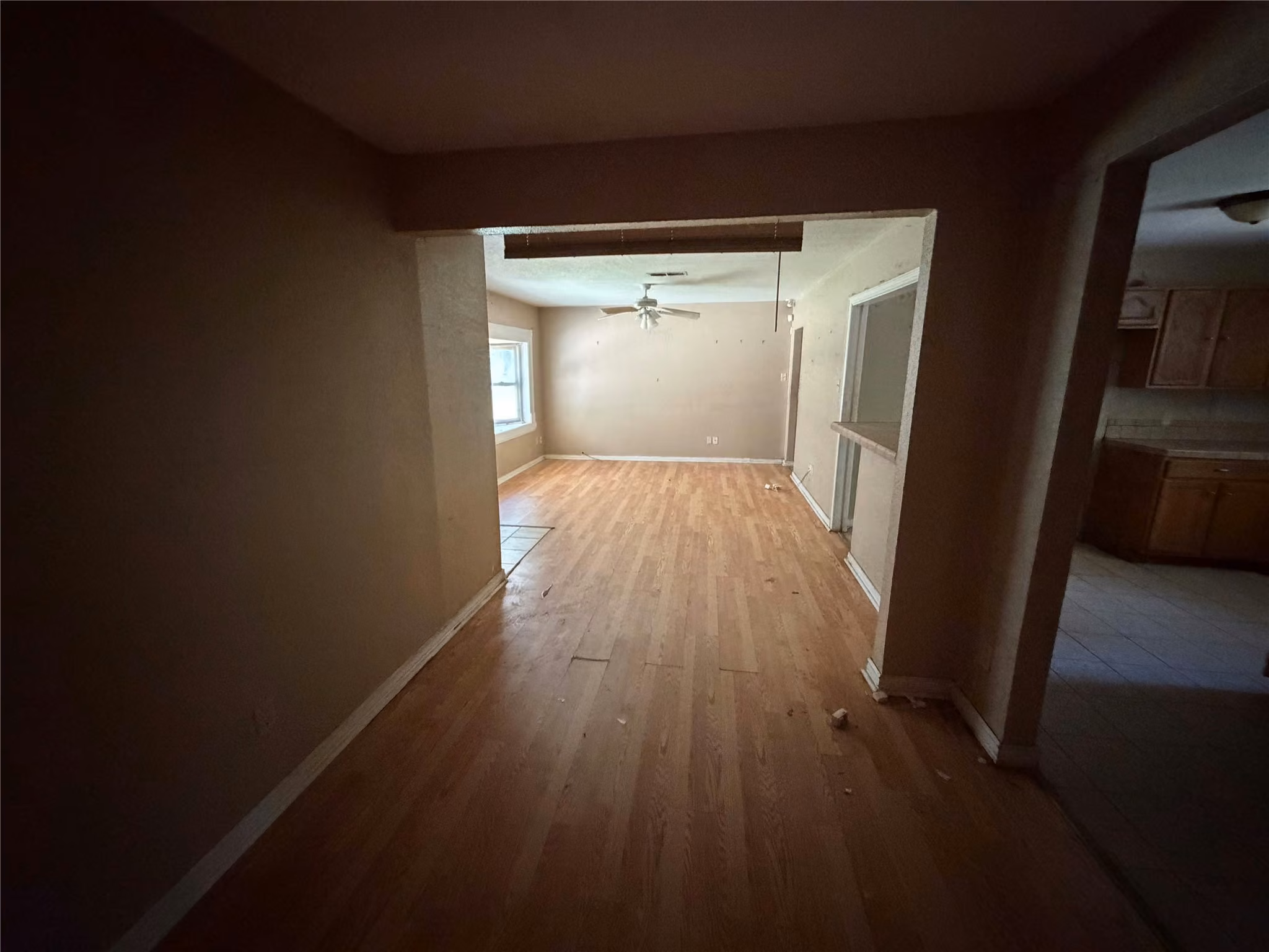 Photo 4 of 2631 N Camp Circle, La Marque, TX