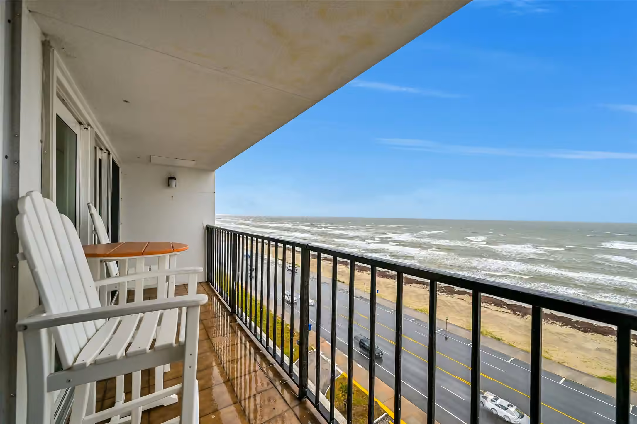 Photo 4 of 7310 Seawall Boulevard 902/903, Galveston, TX