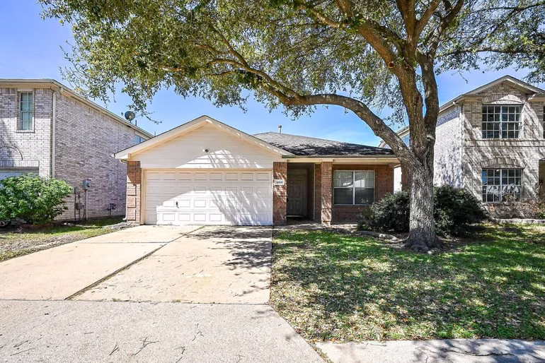 Photo of 4815 Monarch Glen Lane, Katy, TX 77449