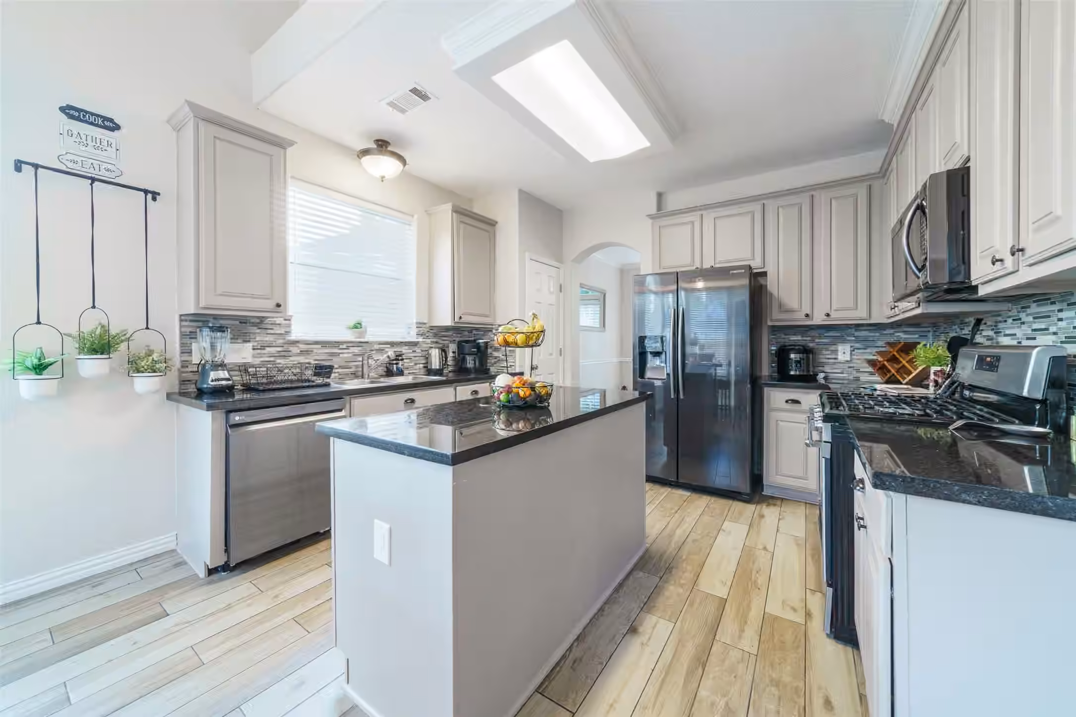 Photo 6 of 18506 Park Harbor Drive, Houston, TX