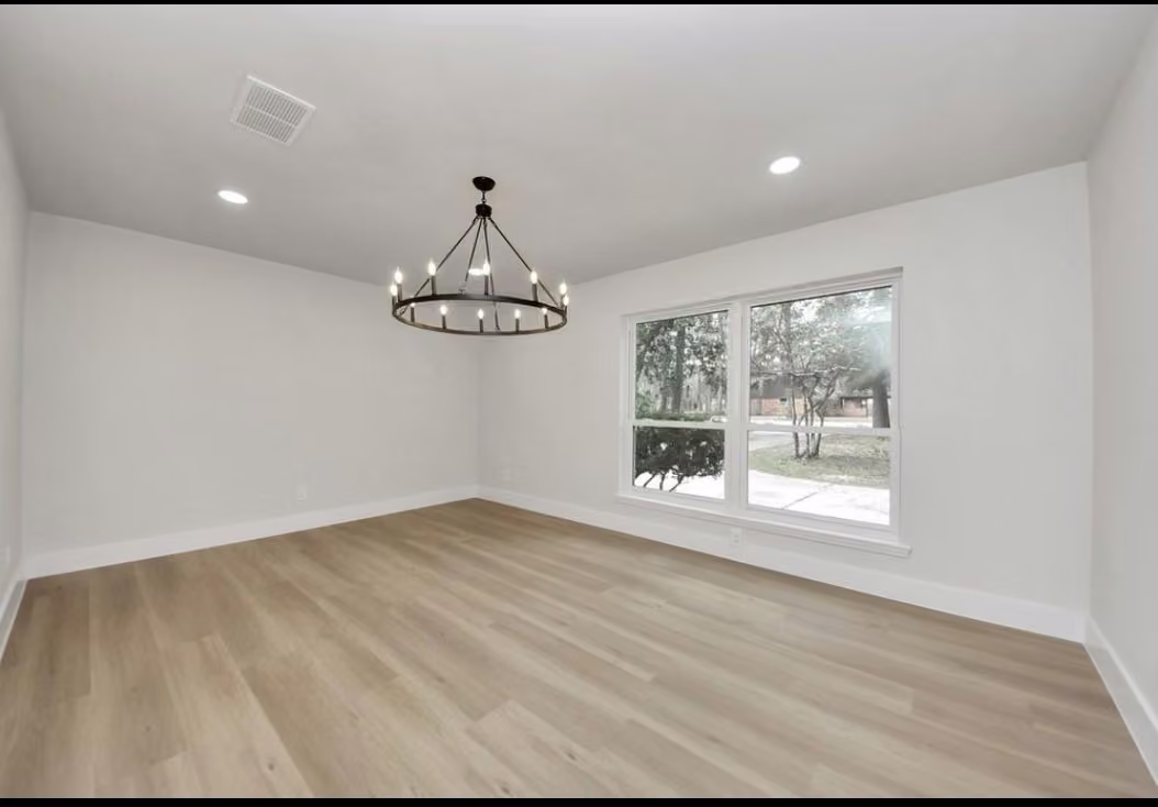 Photo 4 of 26206 Maplewood Drive, Spring, TX