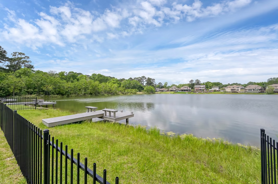 Photo 5 of 622 Paisley Harbor Court, Conroe, TX