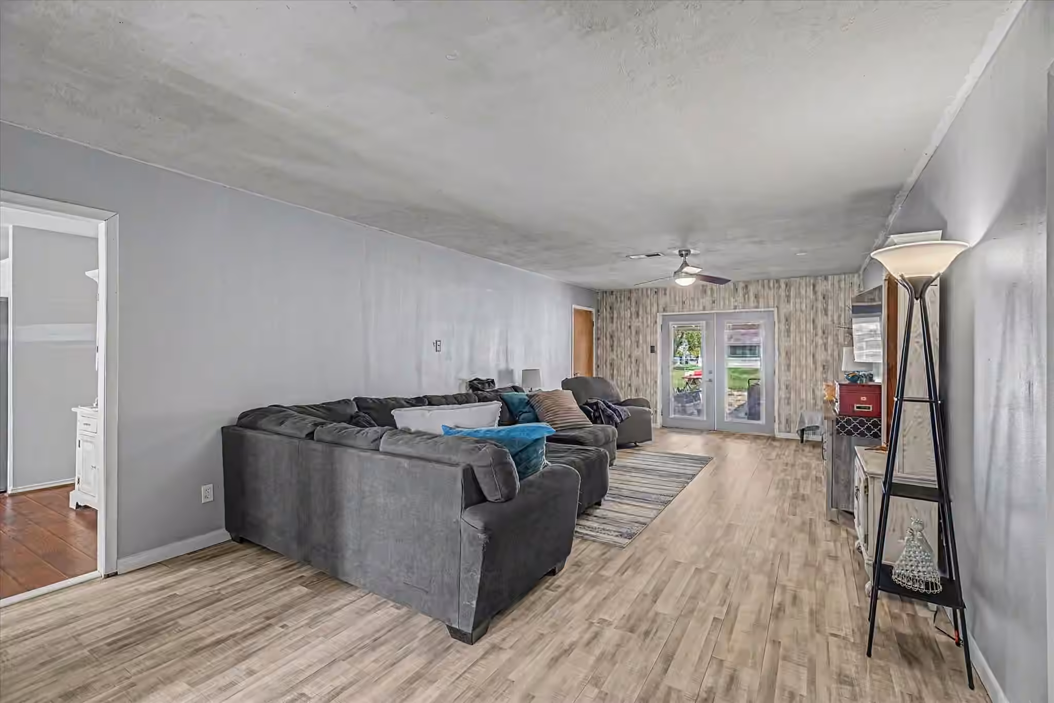 Photo 6 of 157 Houston Street, Angleton, TX