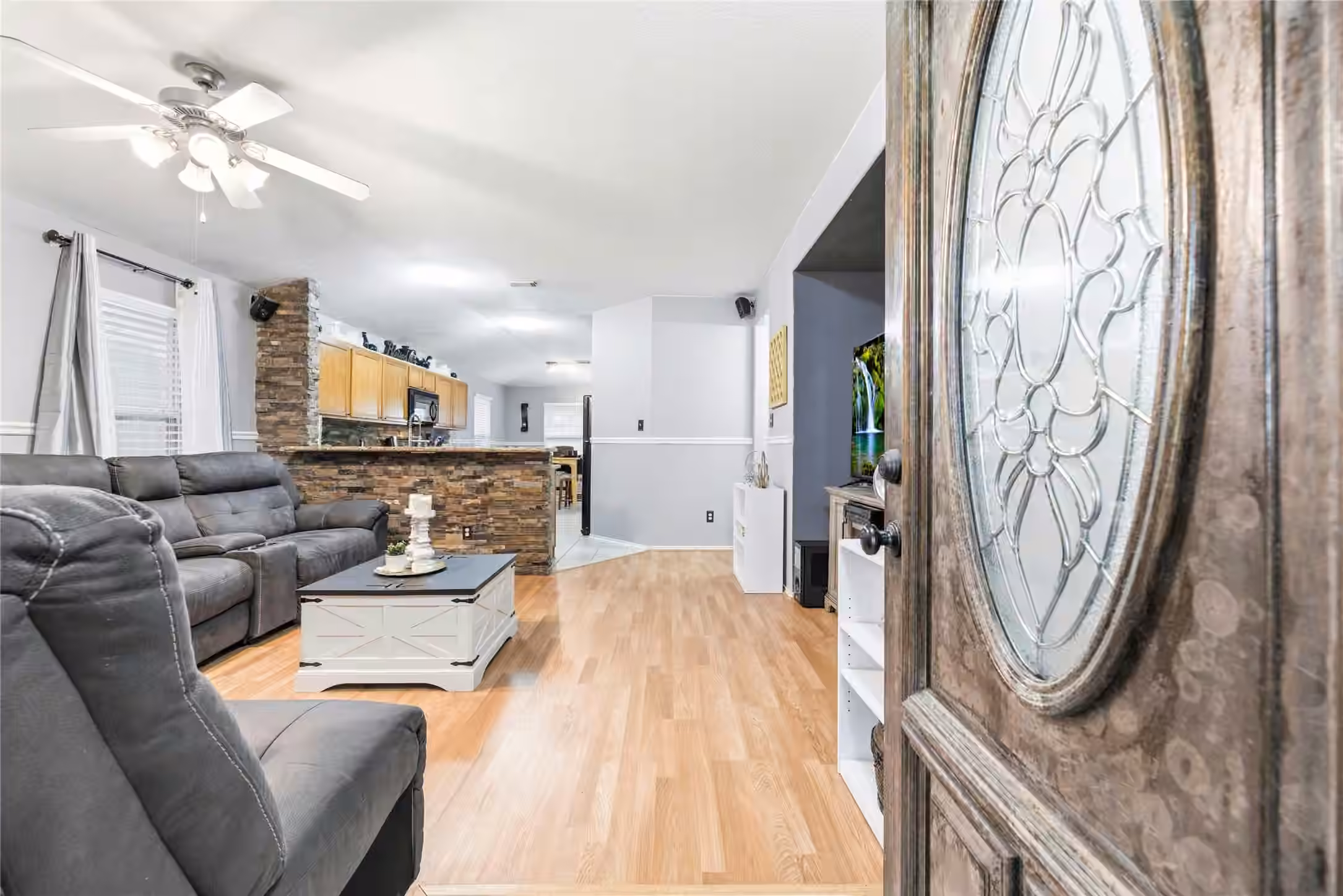 Photo 5 of 20723 Dewberry Creek Lane, Katy, TX