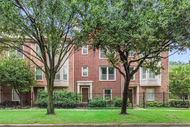 Photo 2 of 3023 Austin Street, Houston, TX