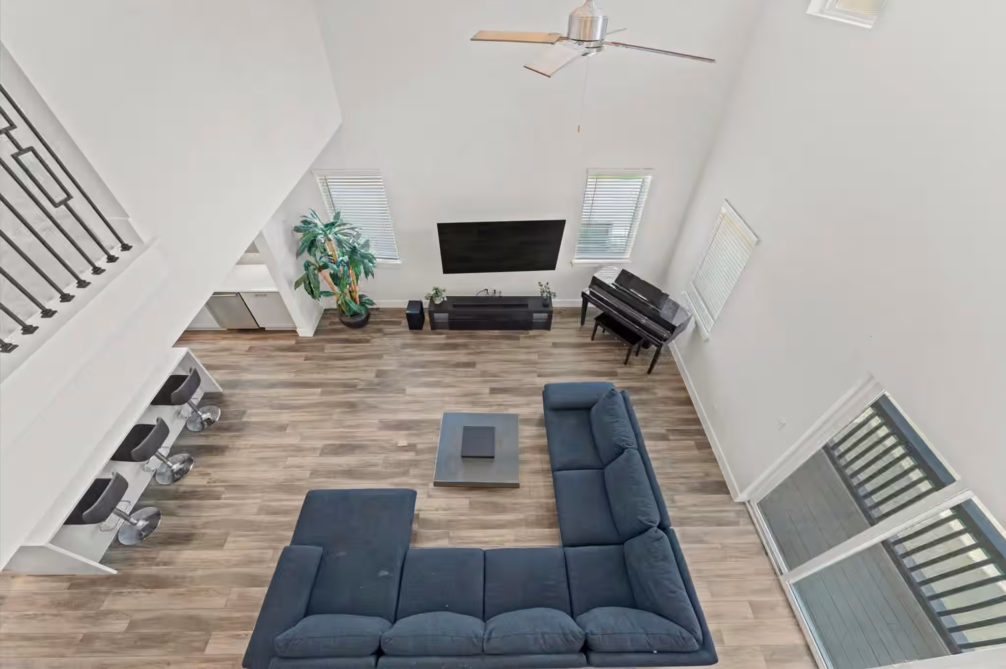 Photo 3 of 1430 W 34th 1/2 Street, Houston, TX
