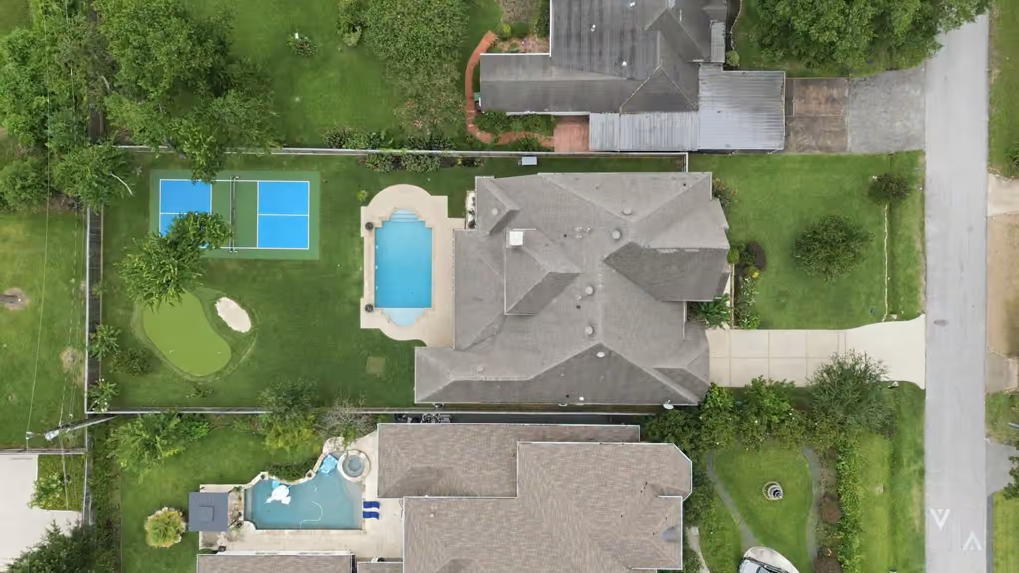 Photo of 1510 Whispering Pines Drive, Houston, TX