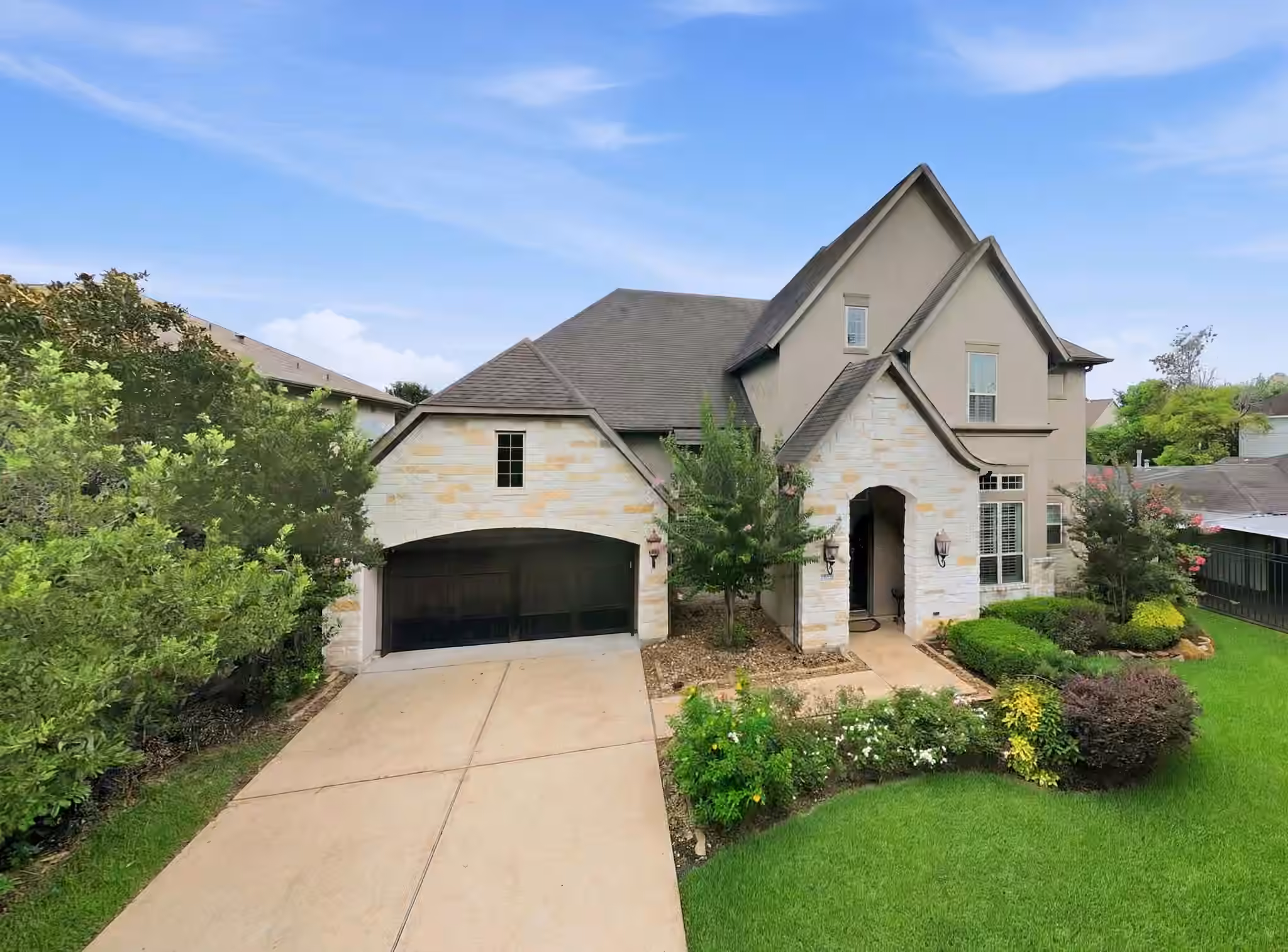 Photo 2 of 1510 Whispering Pines Drive, Houston, TX
