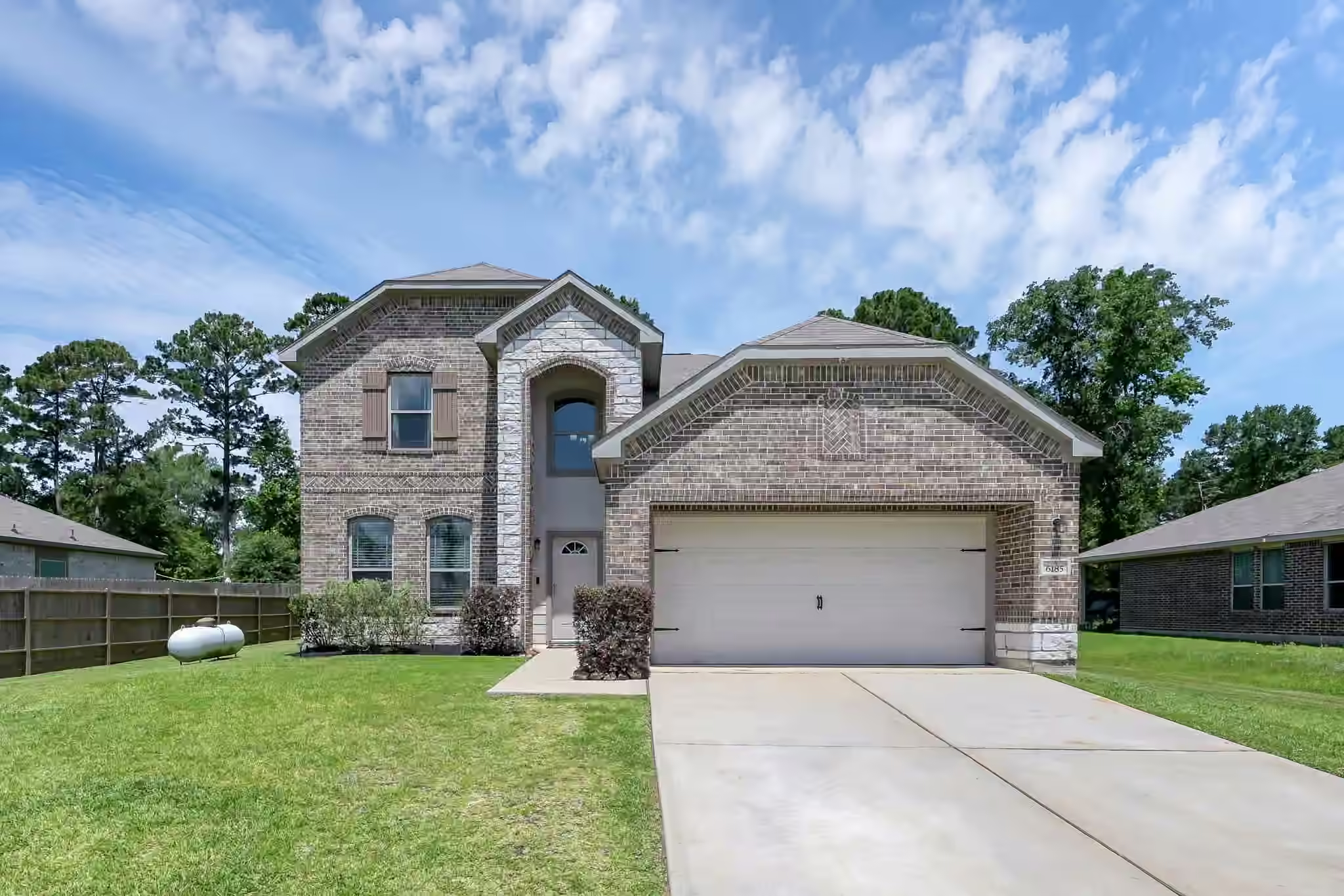 Photo of 6185 White Oak Leaf Loop, Conroe, TX 77303