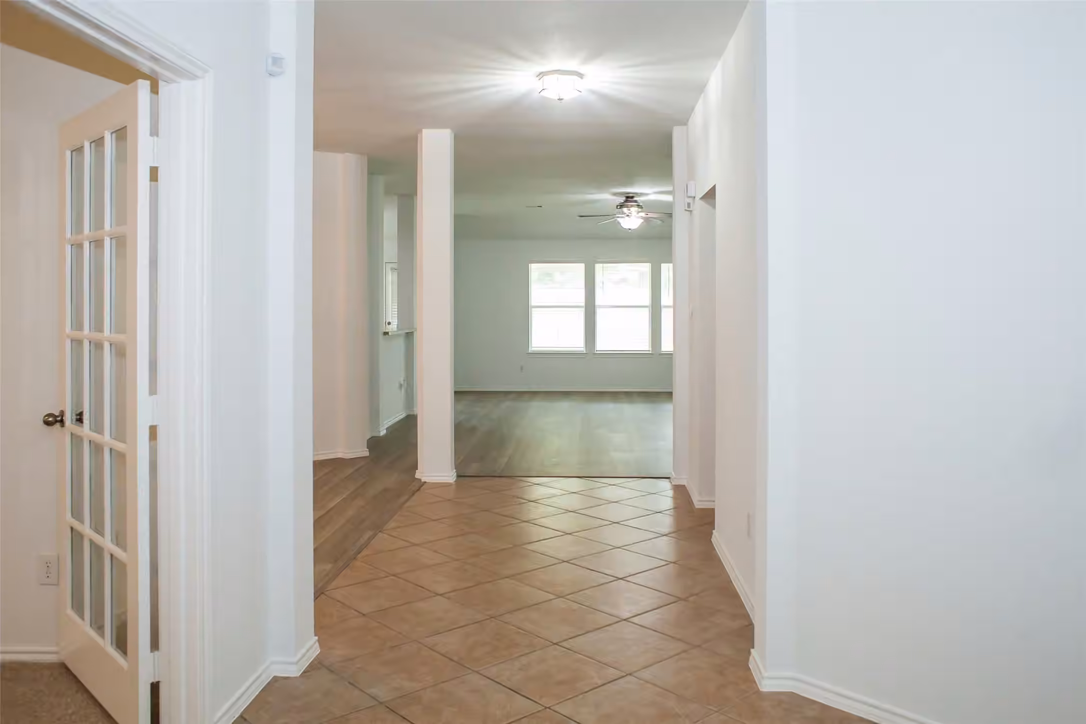 Photo 3 of 9402 Borden Bluff, Houston, TX