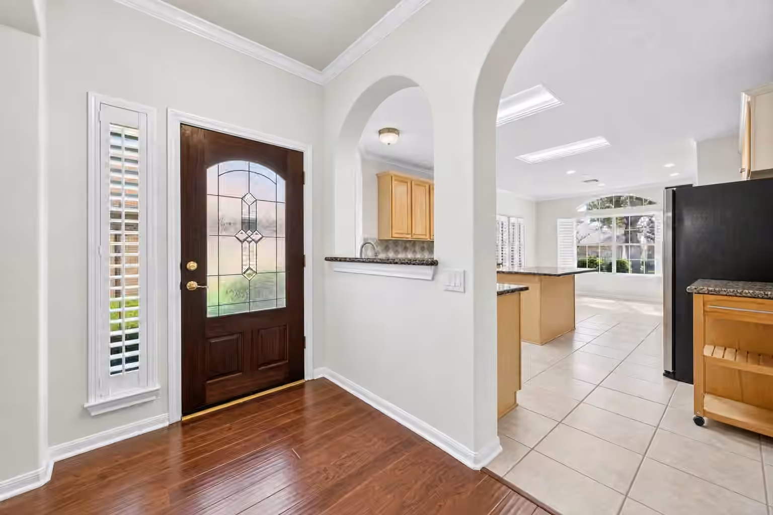 Photo 4 of 1407 Capri Place Lane, Pearland, TX