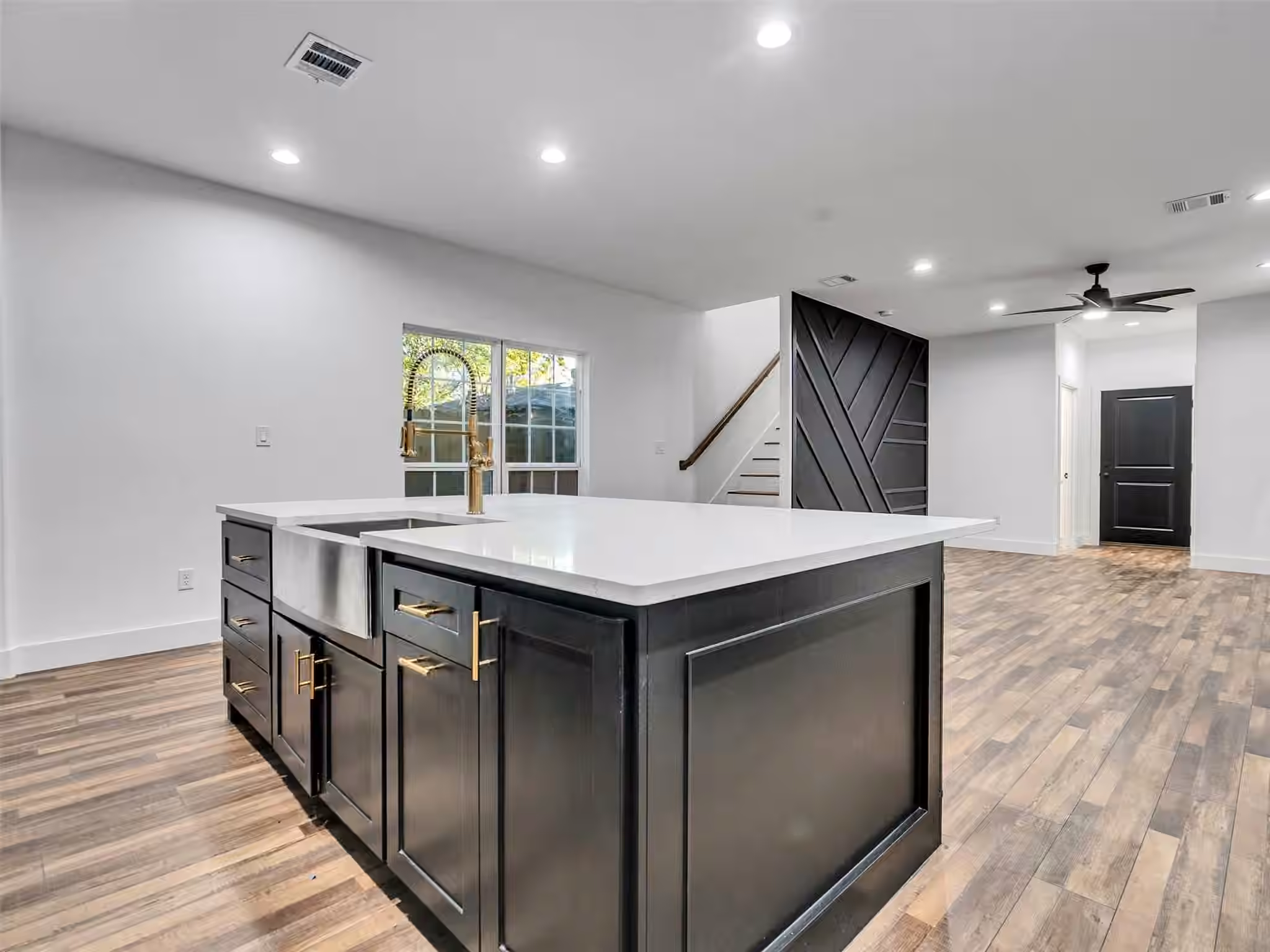 Photo of 237 Hahlo Street, Houston, TX 77020