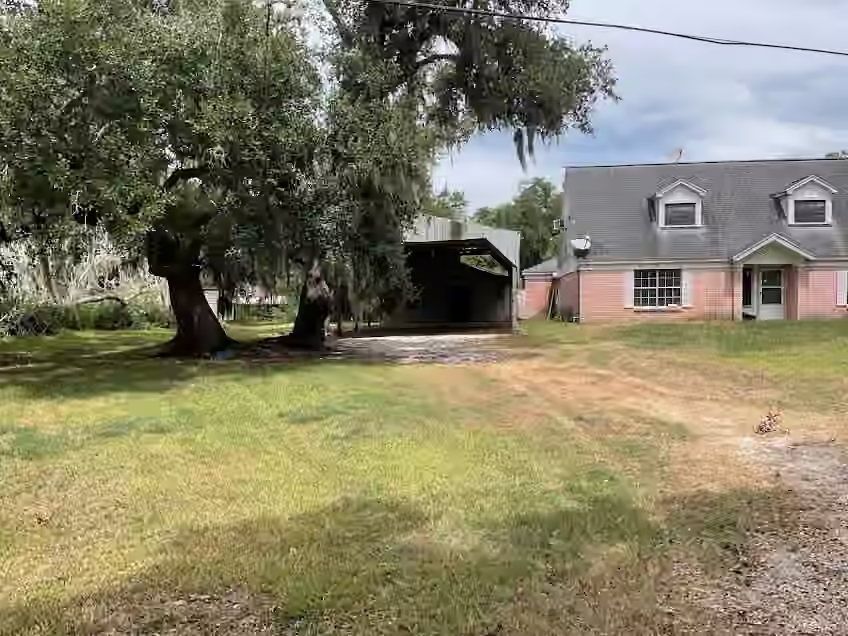 Photo of 543 Bluebonnet Drive, Freeport, TX 77541