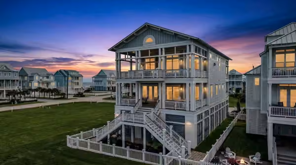 Photo of 3835 Seabreeze Lane, Galveston, TX 77554