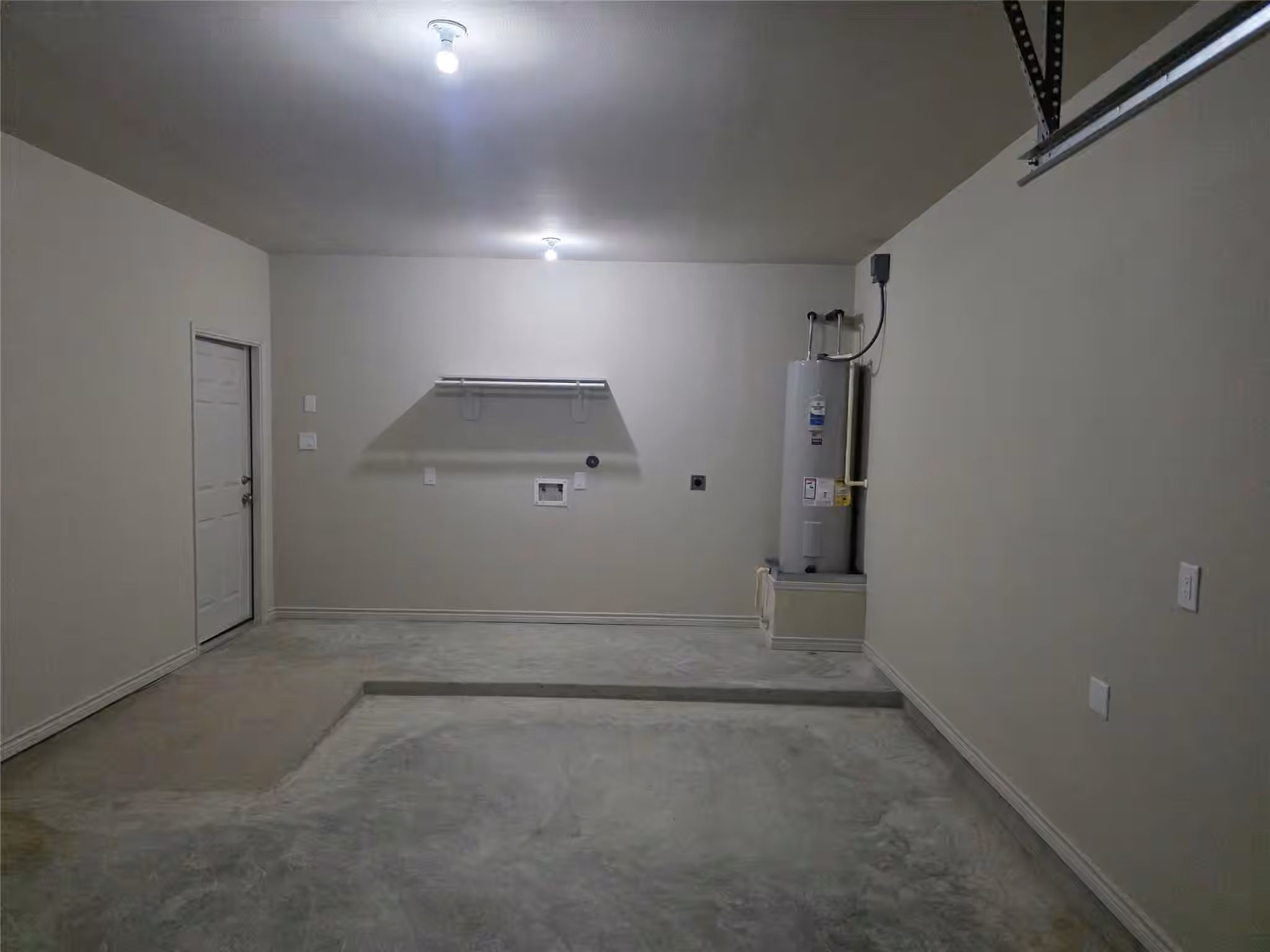 Photo 3 of 9904 Dipping Brook Street, Houston, TX
