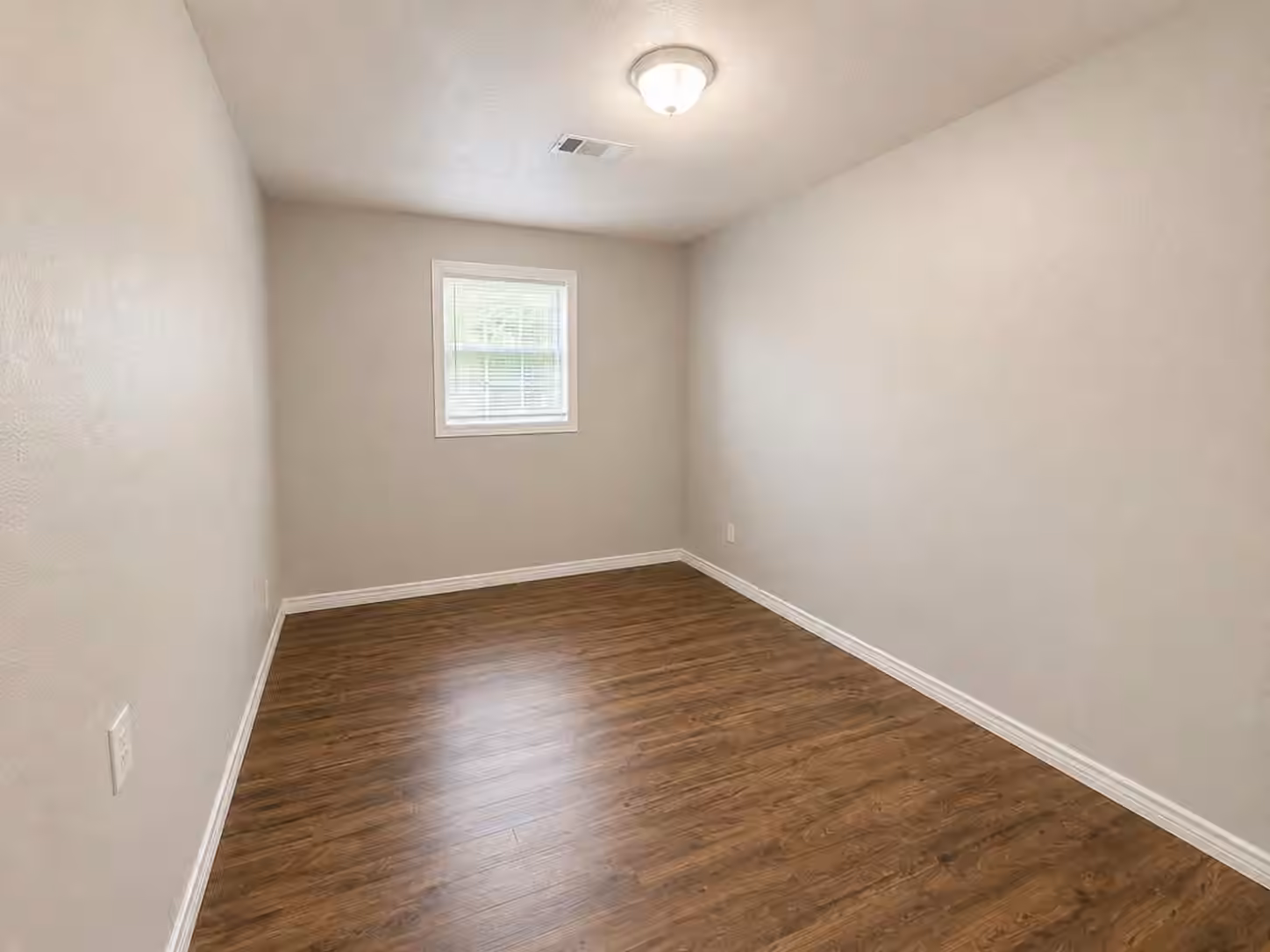 Photo 6 of 1521 4th Avenue N, Texas City, TX