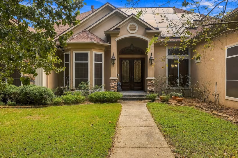 Photo 4 of 17206 Horseshoe Way, New Caney, TX 77357