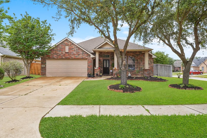 Photo of 16219 Wilmington Park Lane, Houston, TX 77084