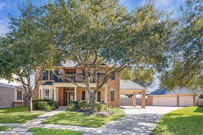 Photo 3 of 2202 SUMMER WIND DRIVE, Sugar Land, TX