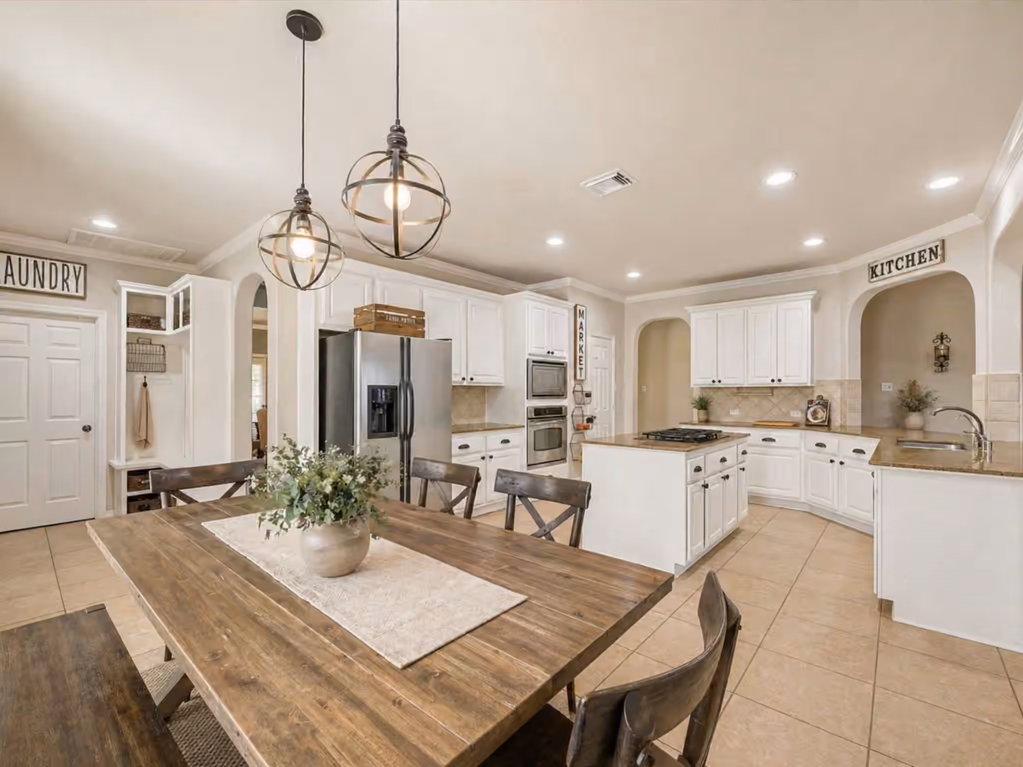 Photo 4 of 2202 SUMMER WIND DRIVE, Sugar Land, TX