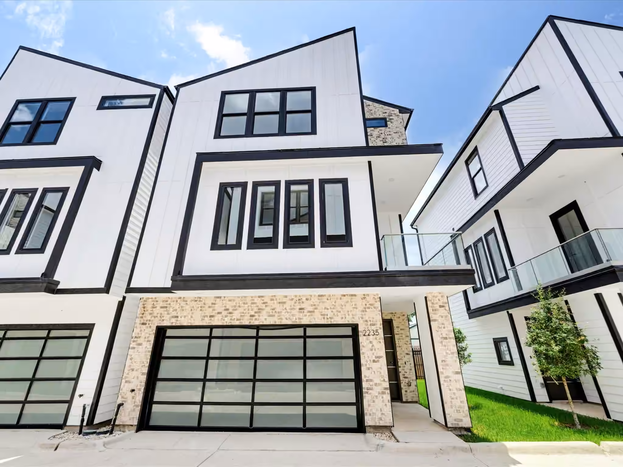 Photo of 2241 Blalock Road, Houston, TX