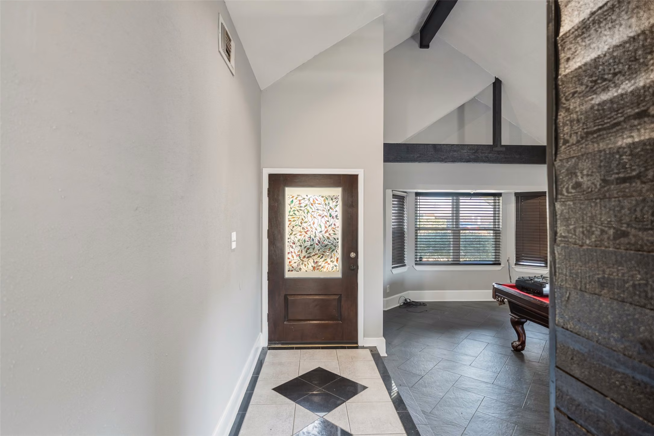 Photo 4 of 15507 Four Leaf Drive, Houston, TX