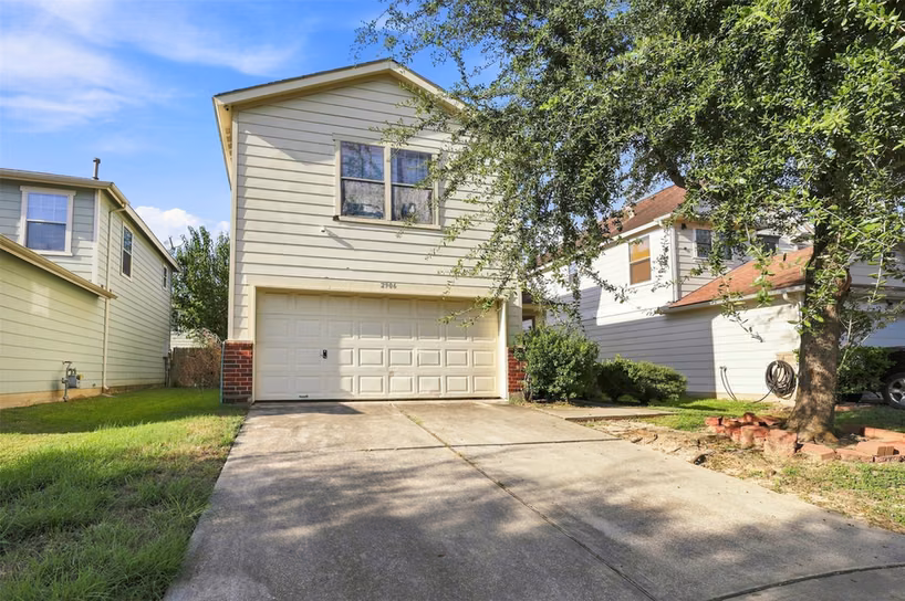 Photo 2 of 2906 Latch Lane, Houston, TX