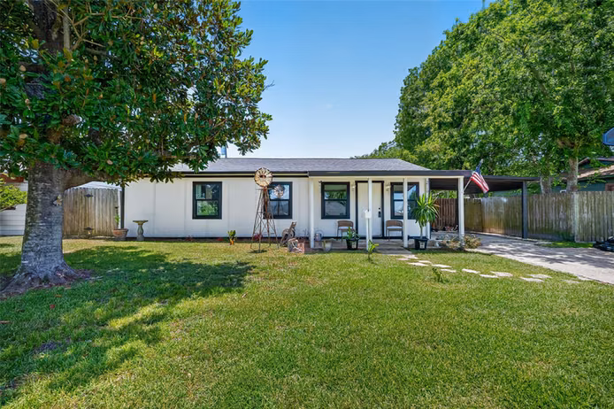 Photo of 2110 Hillshire Drive, Deer Park, TX
