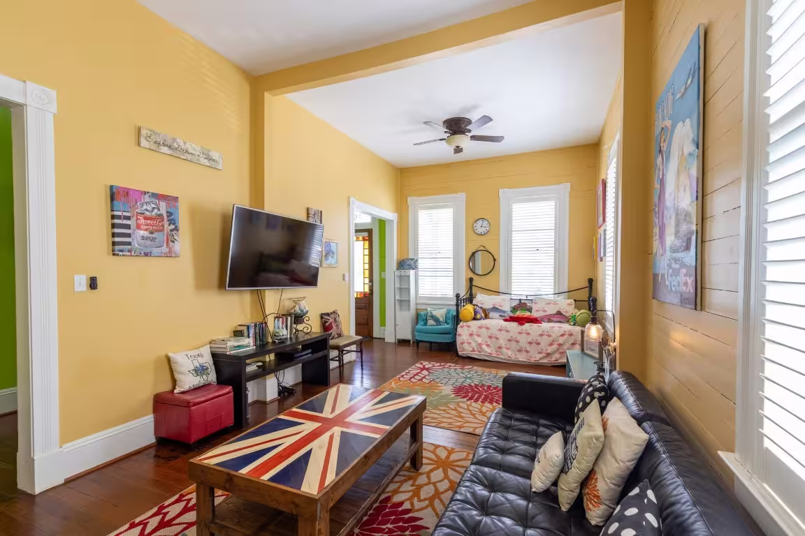 Photo 6 of 1905 Avenue M 1/2, Galveston, TX
