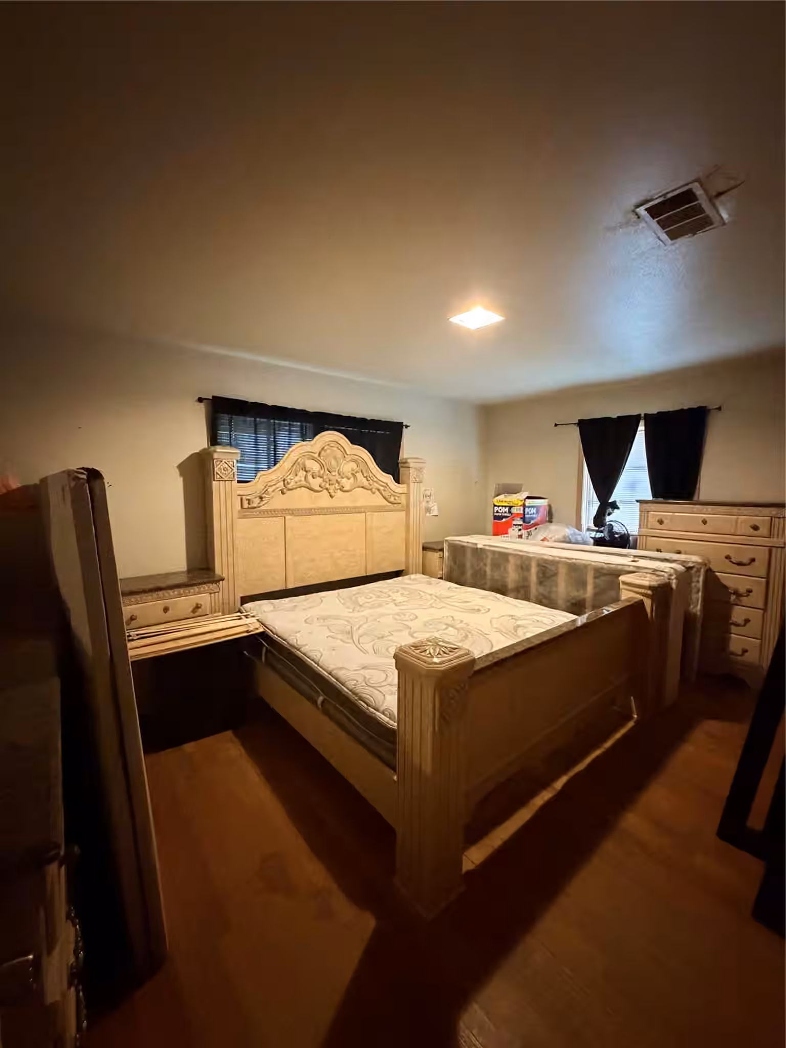 Photo 7 of 7914 Bellfort Street, Houston, TX