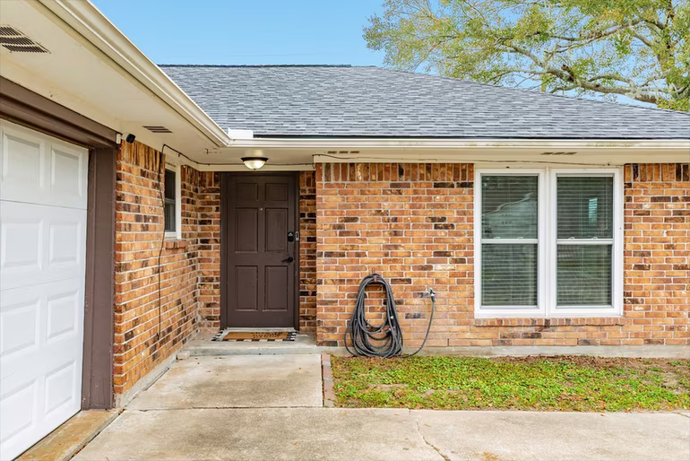 Photo 6 of 239 Lakewood Drive, Clute, TX