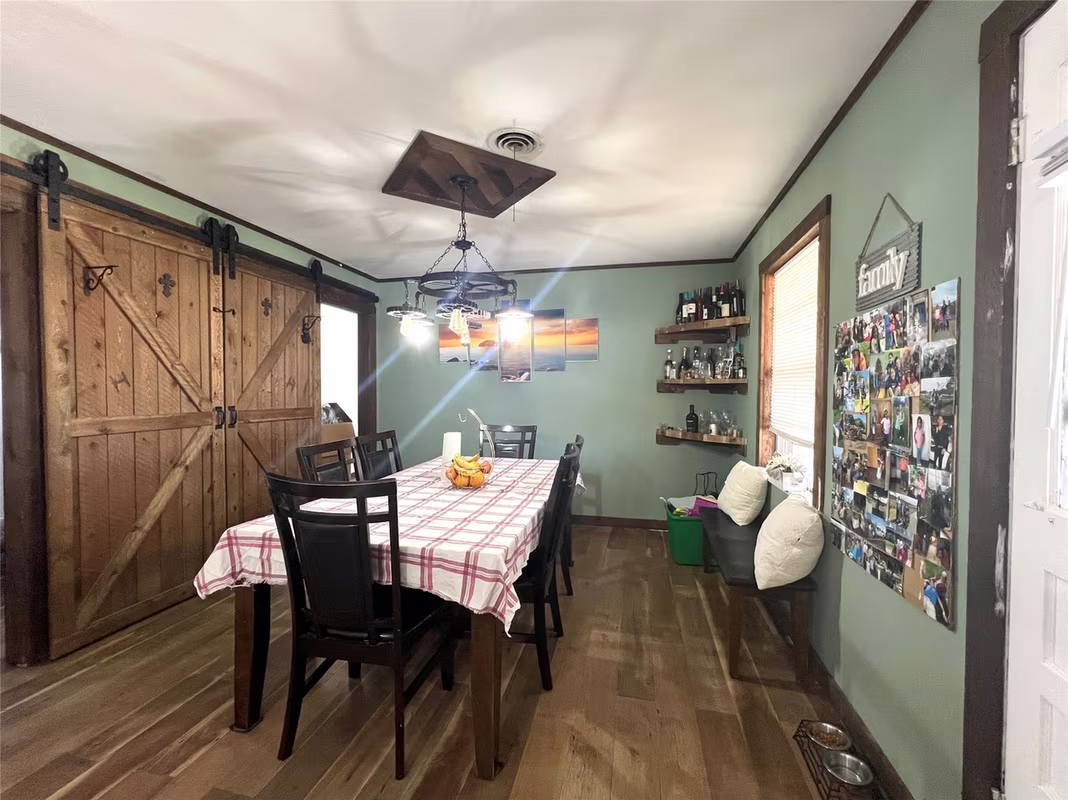 Photo 5 of 504 Henson Street, El Campo, TX