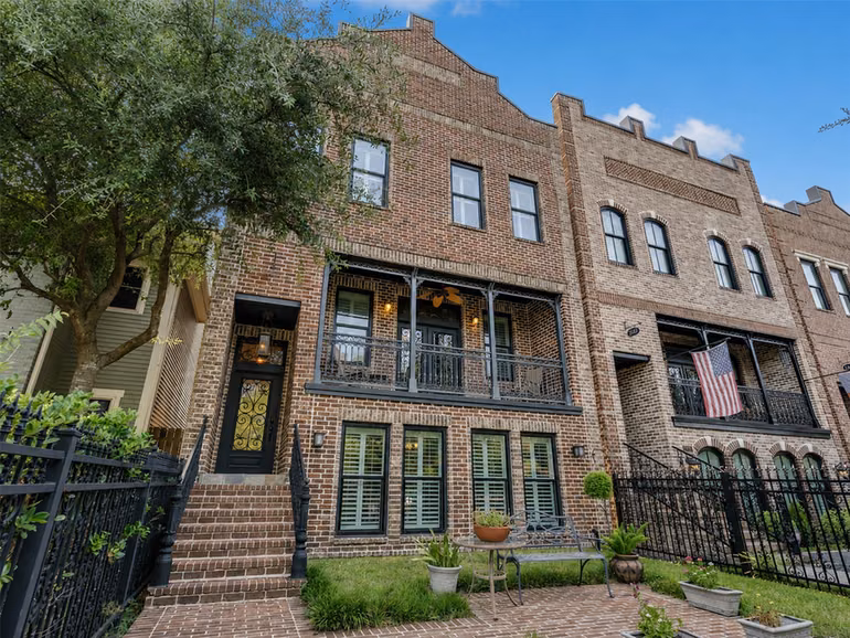 Photo of 1341 Heights Boulevard, Houston, TX 77008