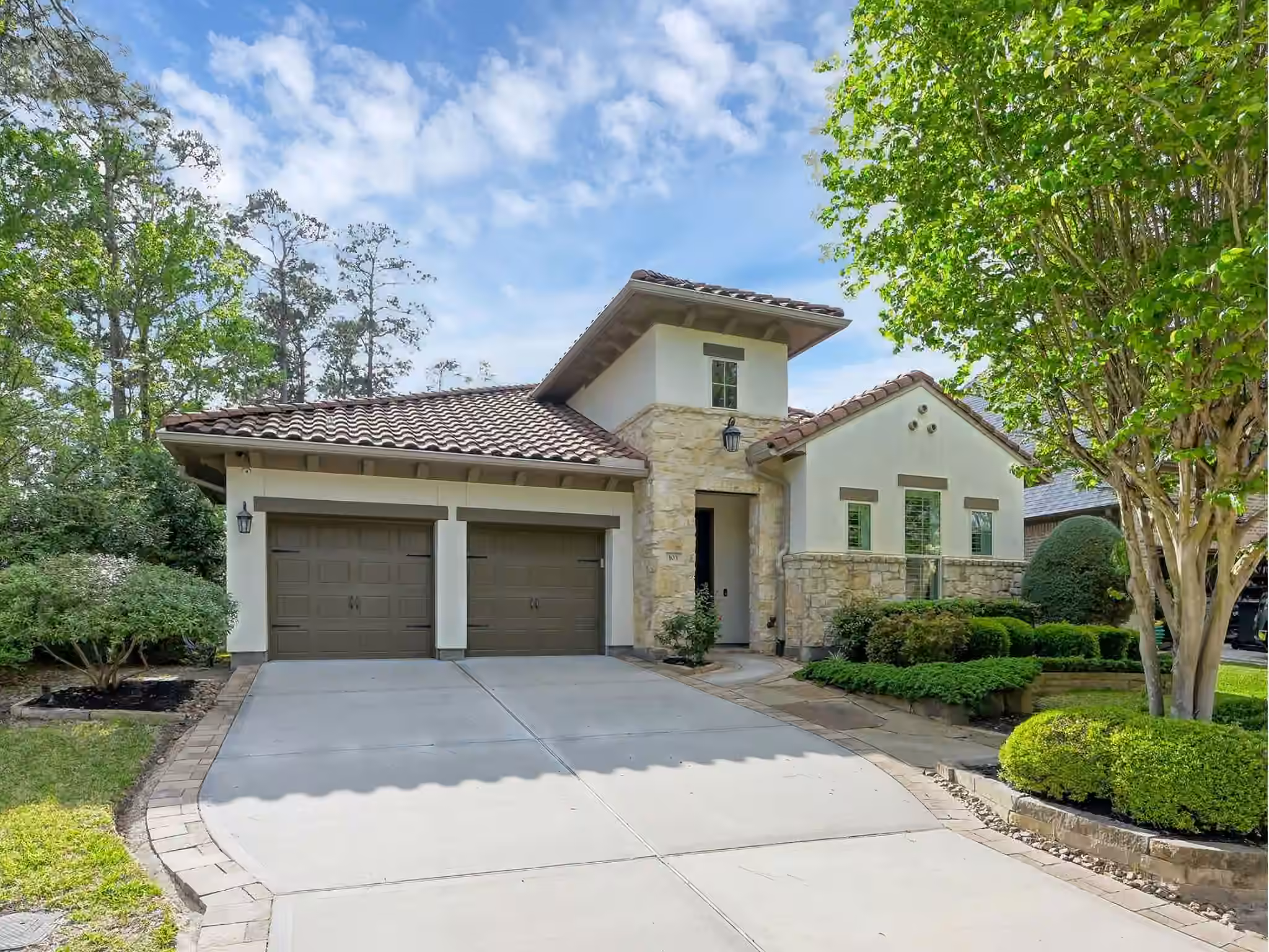 Photo 7 of 103 Lily Green Court, Conroe, TX