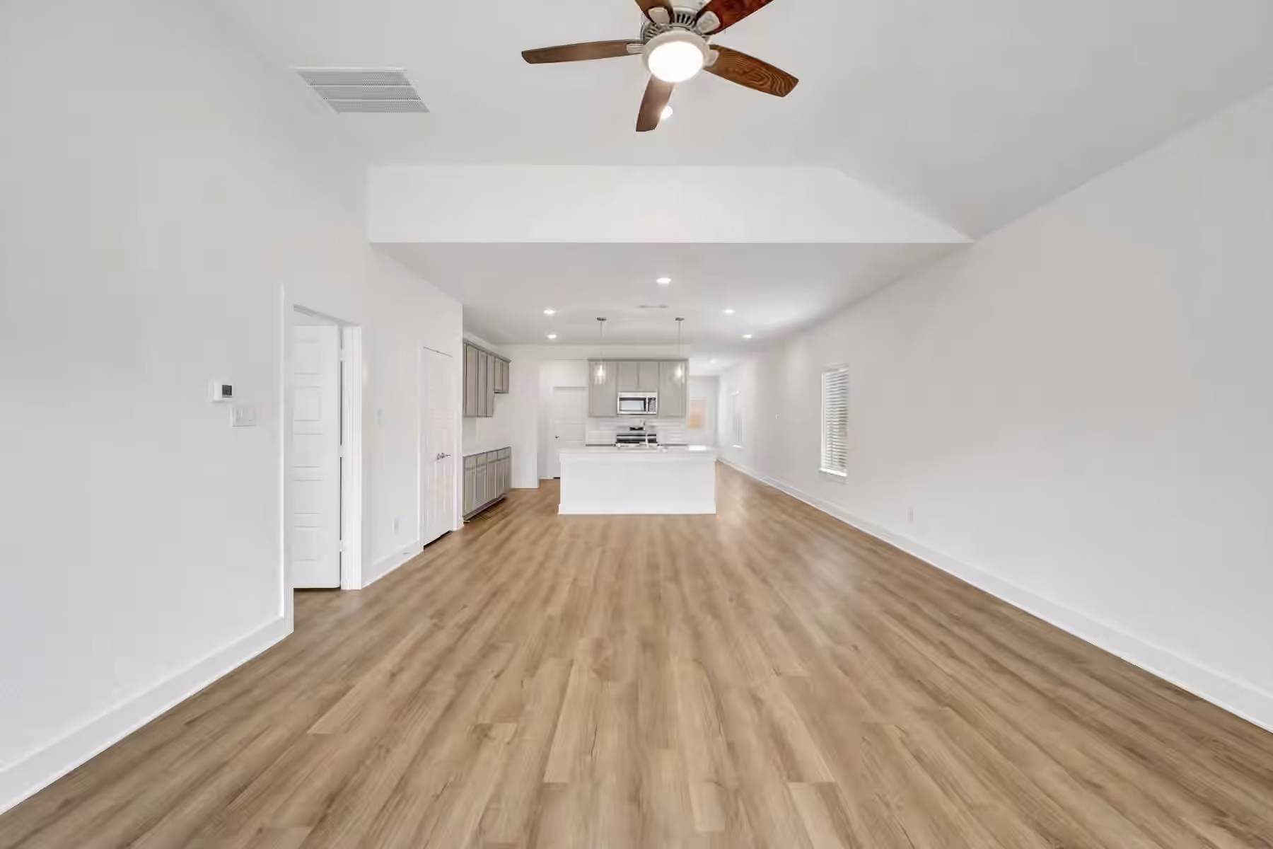 Photo 7 of 8314 Blue Shell Lane, Cypress, TX