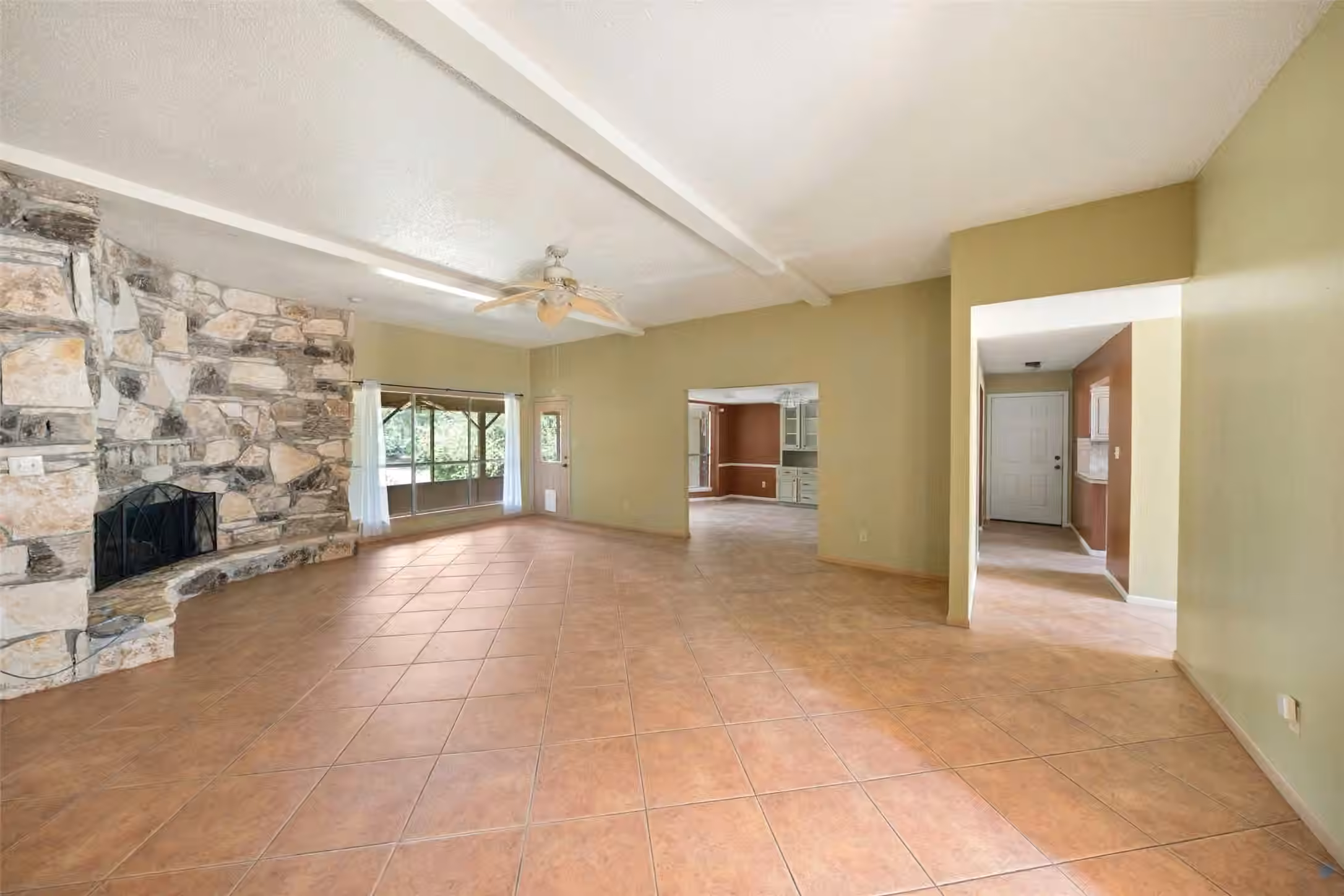 Photo 4 of 9069 Zapata Way, Willis, TX