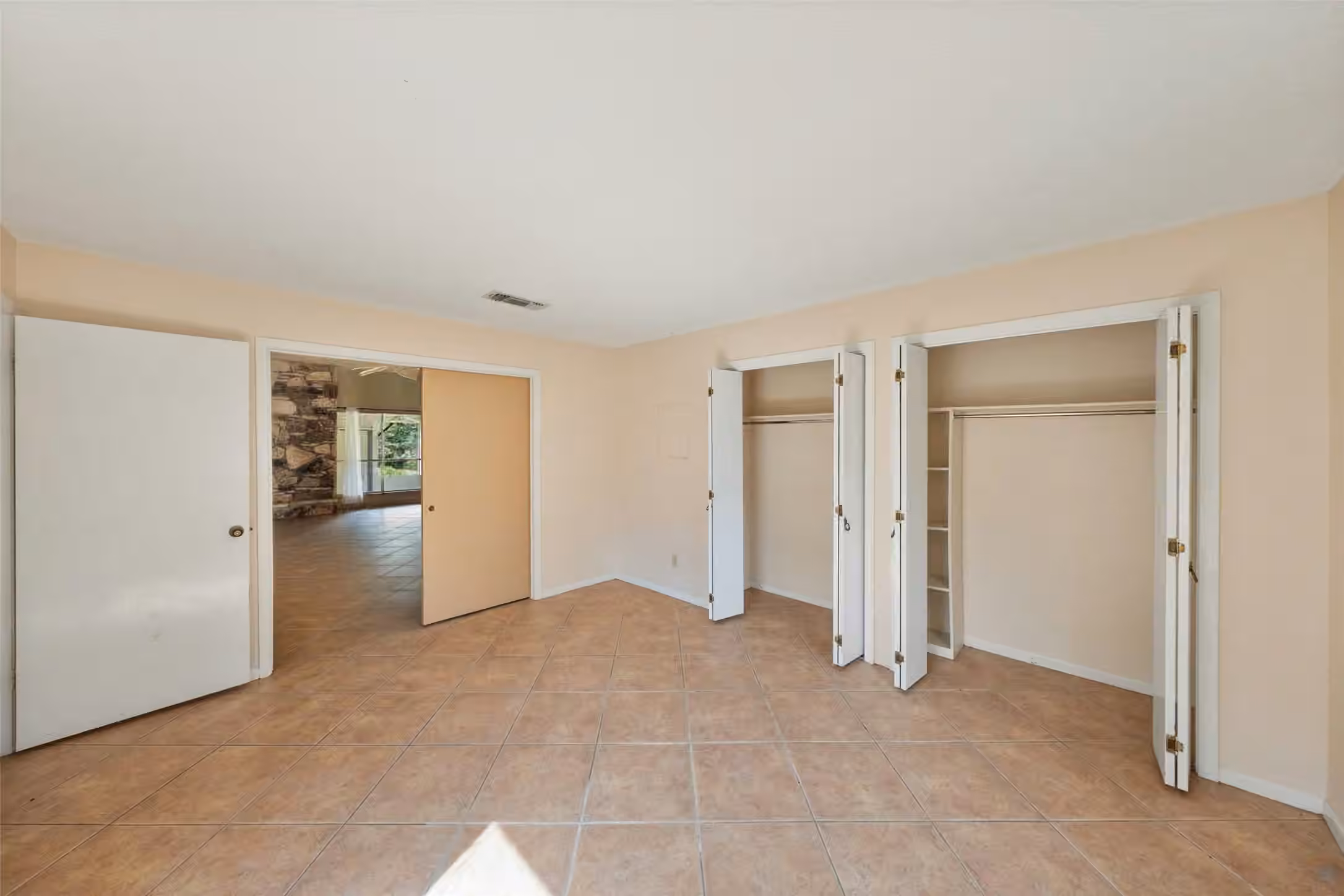 Photo 6 of 9069 Zapata Way, Willis, TX