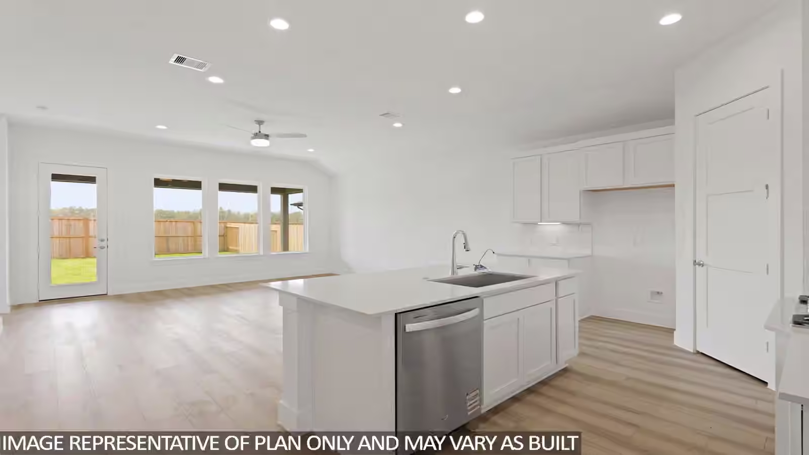 Photo 2 of 1025 Eternal Elk Drive, Conroe, TX