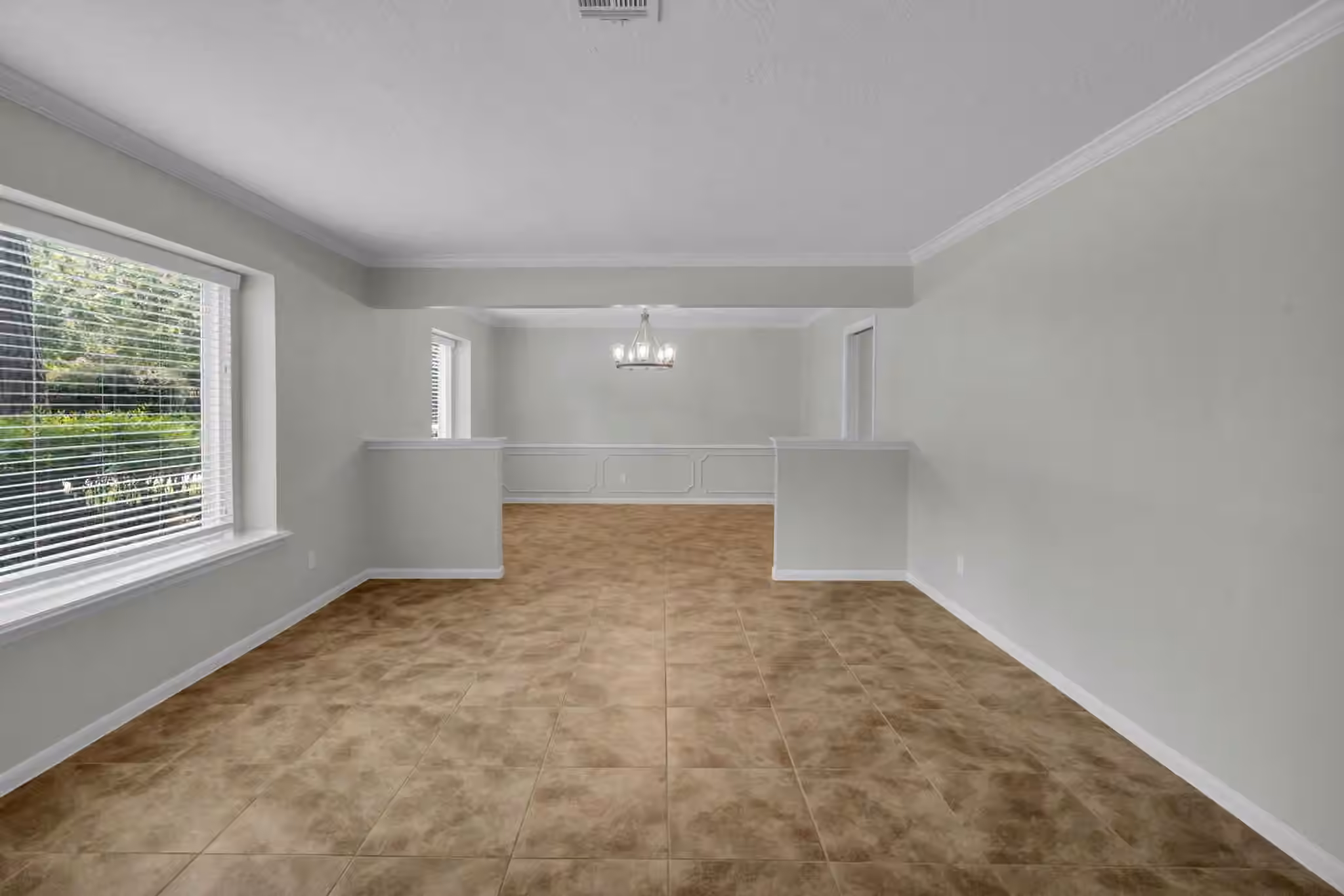 Photo 6 of 11914 Moorcreek Drive, Houston, TX