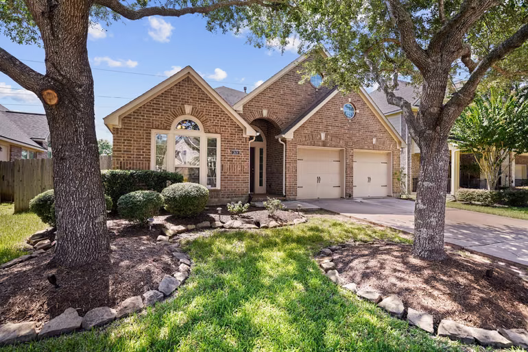 Photo of 2634 Night Song Drive, Pearland, TX 77584