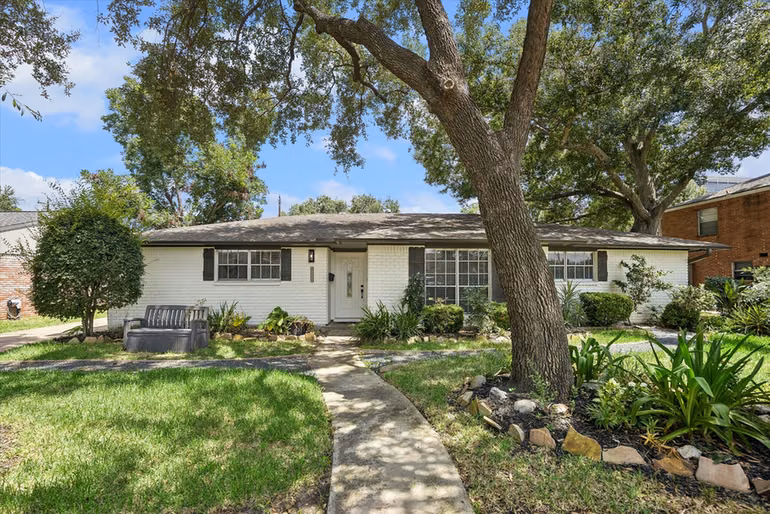 Photo of 10618 Wickersham Lane, Houston, TX 77042