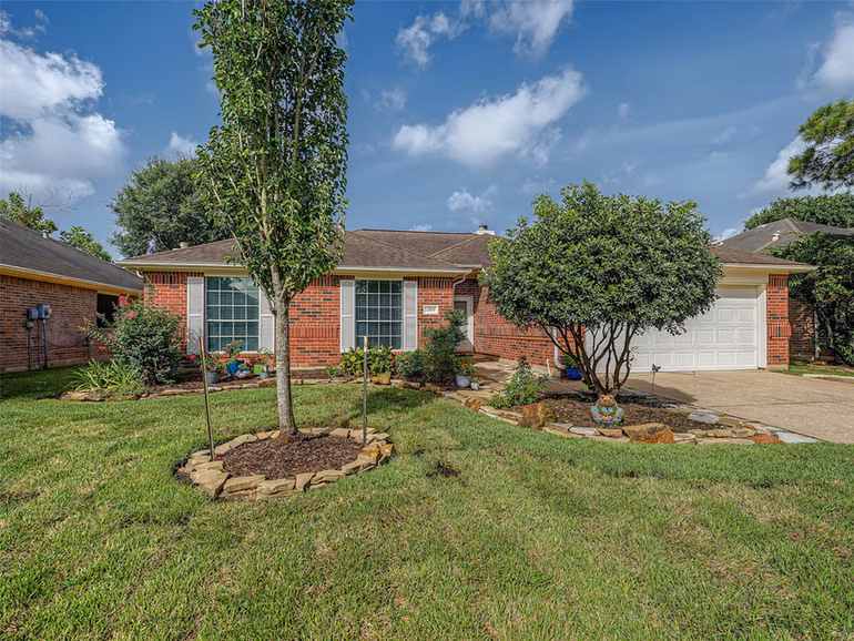 Photo 3 of 1310 Hidden Canyon Road, Katy, TX