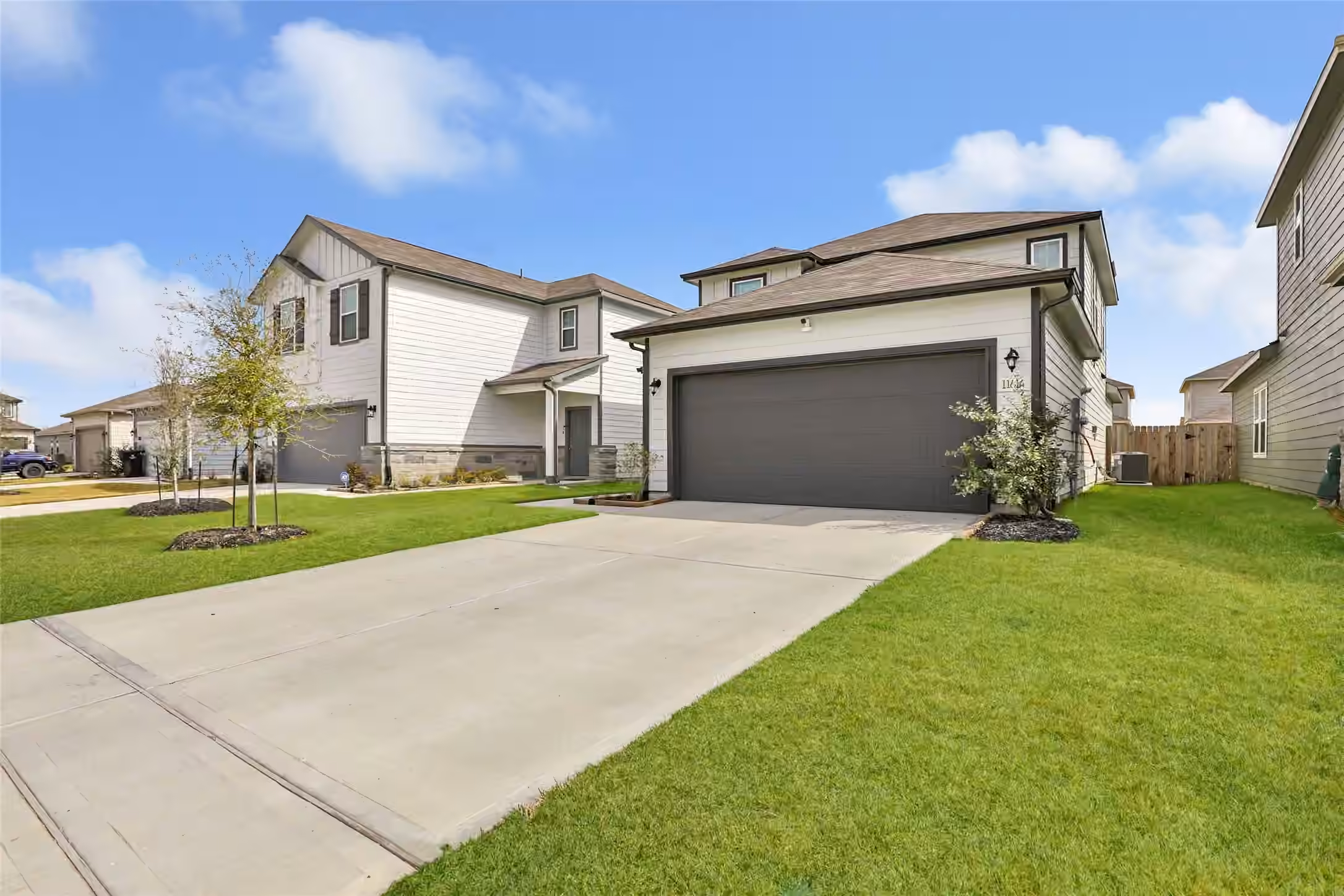 Photo 5 of 11614 Prosperity Drive, Crosby, TX